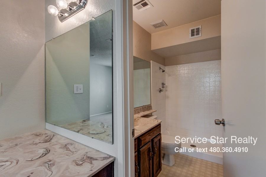3116 W Greenway Rd - Photo 3 of 16