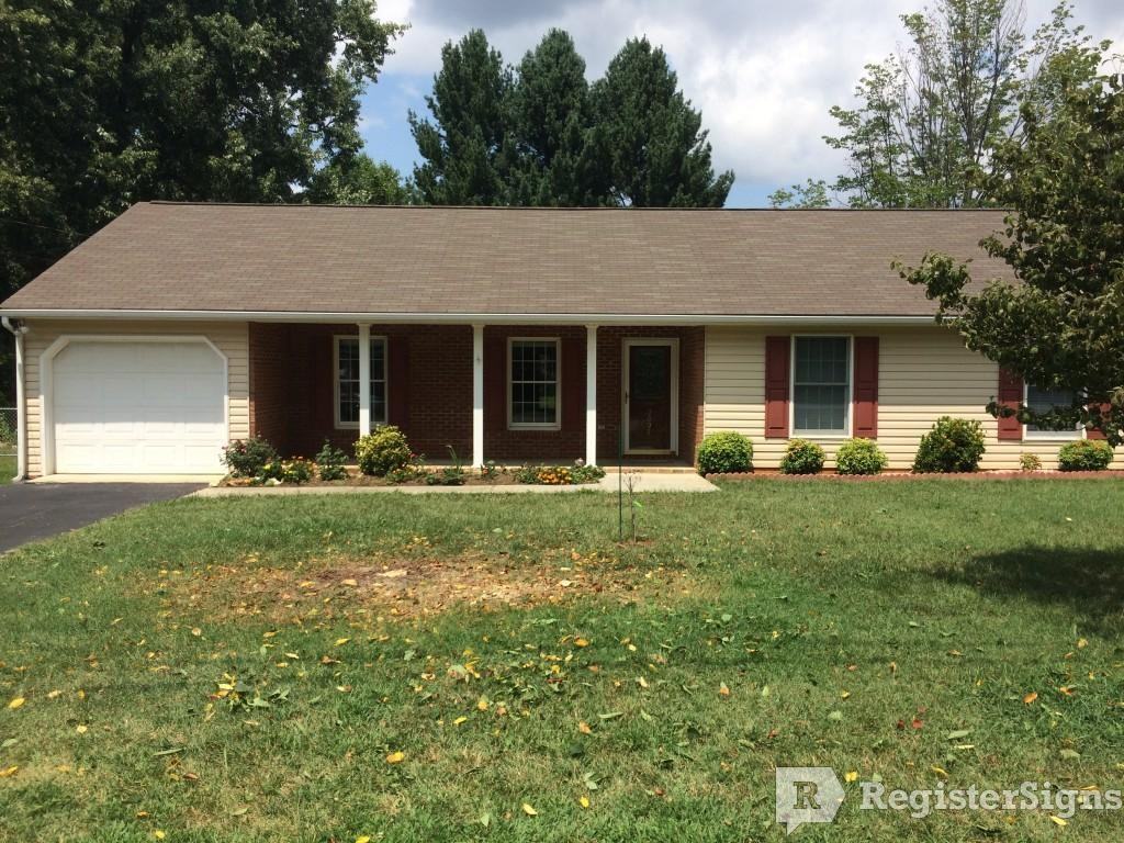 5007 Keithwood Dr SW - Photo 3 of 8