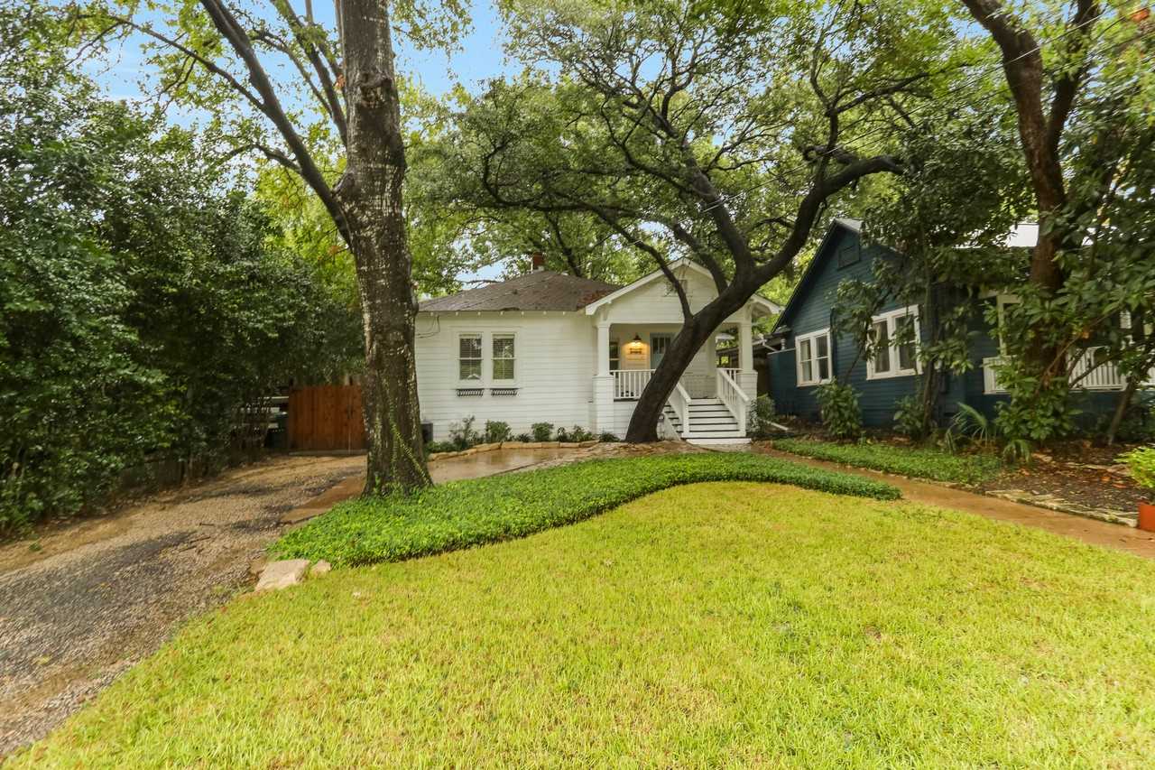 211 Montclair Ave - Photo 2 of 25