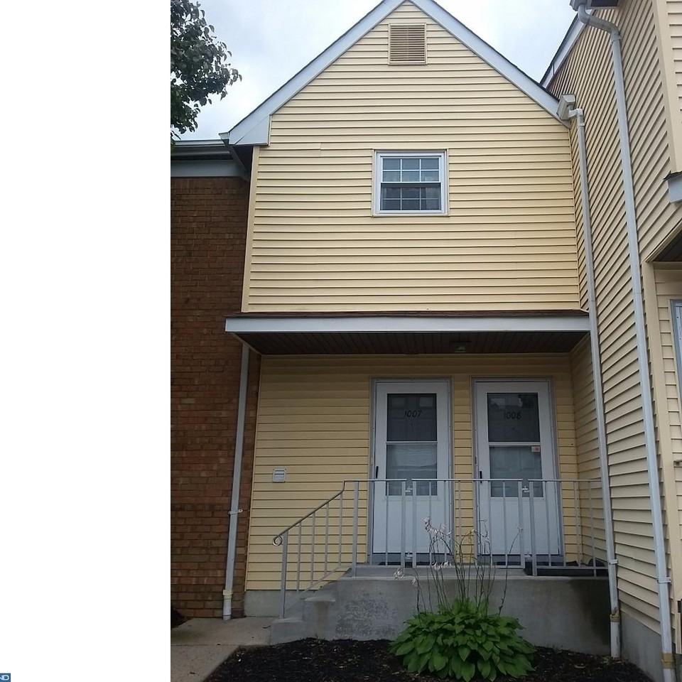 1008 Woodchip Rd - Photo 2 of 6