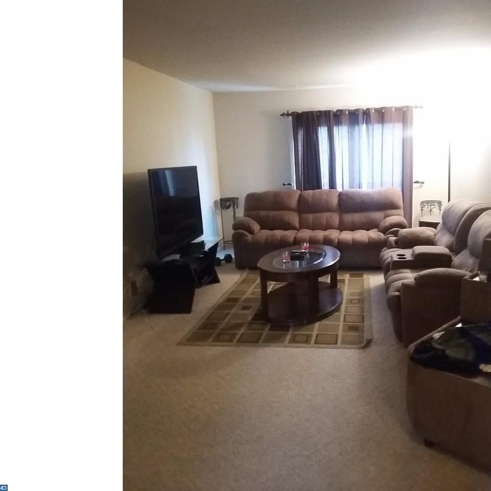 1008 Woodchip Rd - Photo 3 of 6