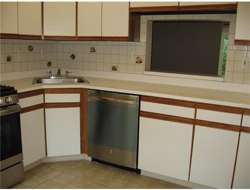 5 Goodwin Dr - Photo 3 of 17