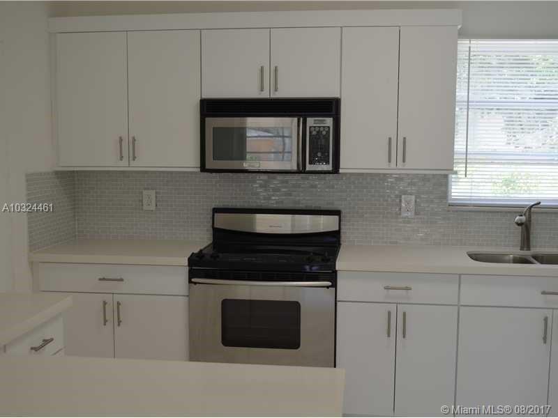 12580 NE 1st Ct - Photo 2 of 8