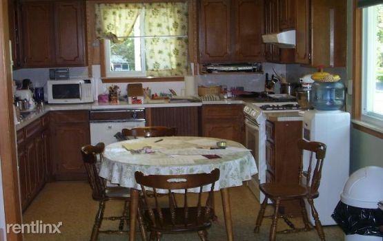 2955 Grouse St - Photo 2 of 5
