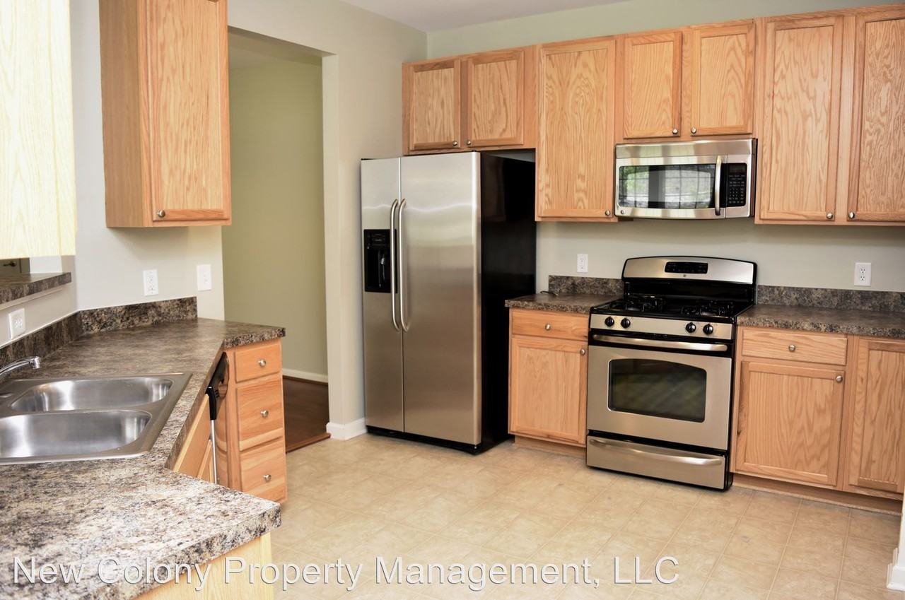 7559 Stoney Run Dr #102 - Photo 2 of 21