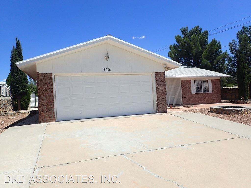 7001 Cochise Ln - Photo 3 of 27