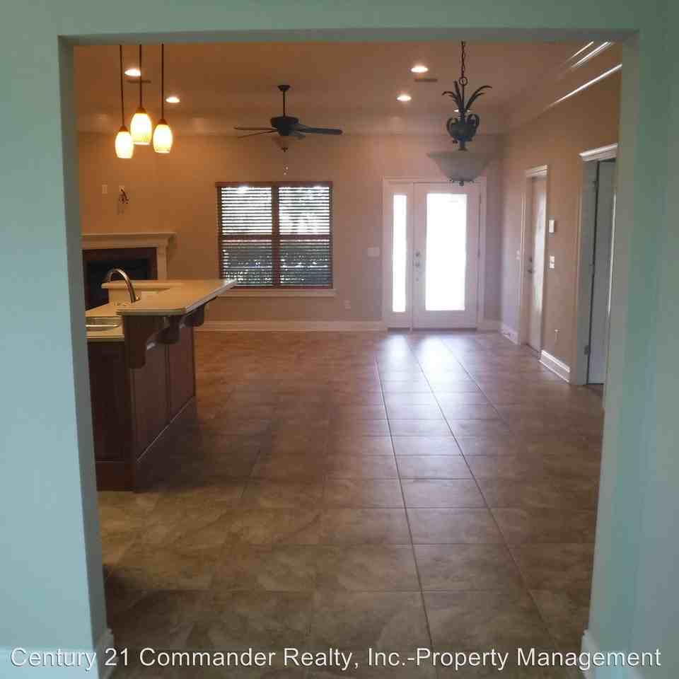 4334 Bylsma Cir - Photo 3 of 6