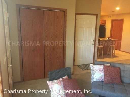 420 9th Ave - Photo 3 of 24