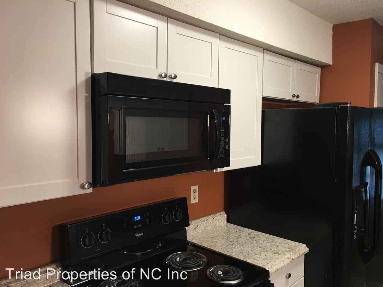 2413 Tantelon Pl - Photo 3 of 7