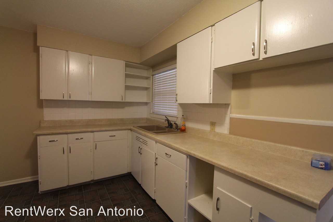 442 Karen Ln - Photo 2 of 17