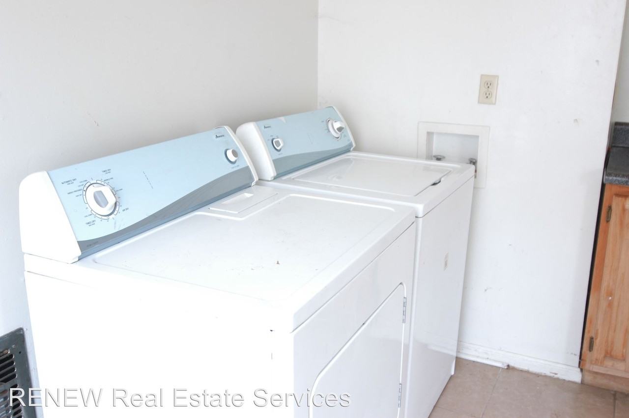 2705 Buchanan St - Photo 2 of 5