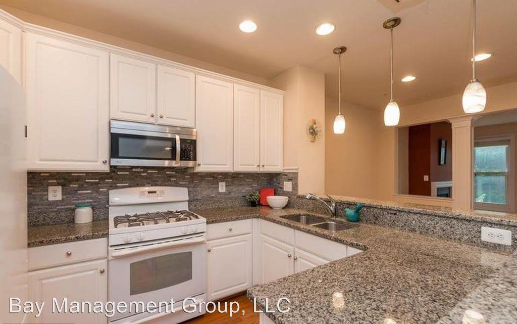 30 S Regester St - Photo 2 of 24