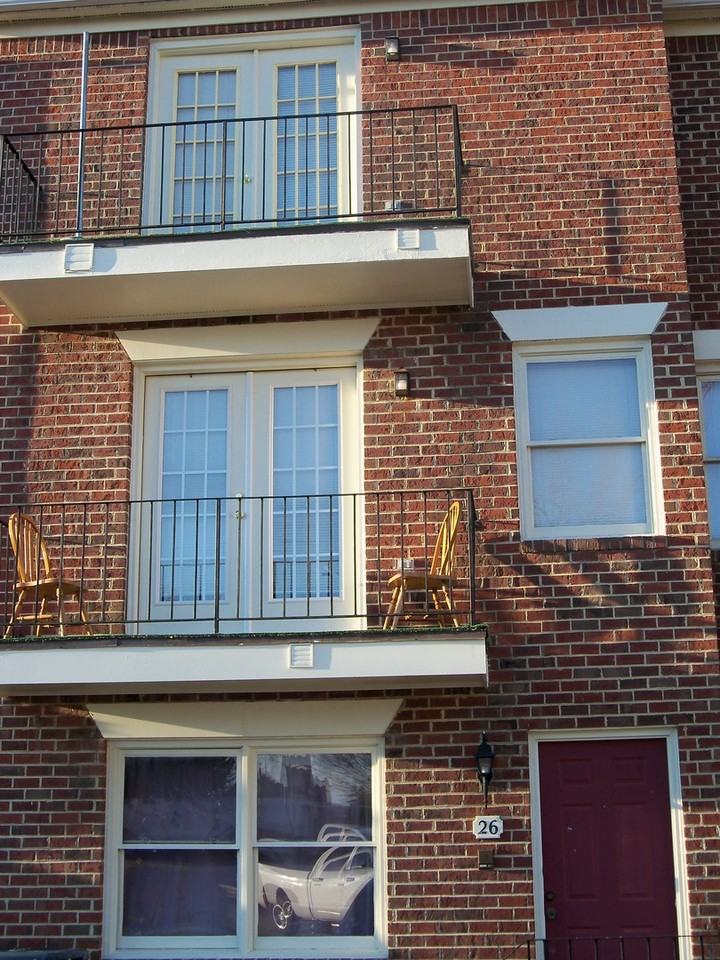 26 Academy Ln - Photo 2 of 12