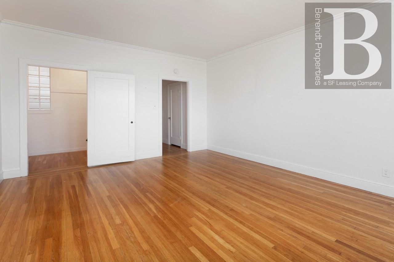 3366 Pierce Street - Photo 2 of 6
