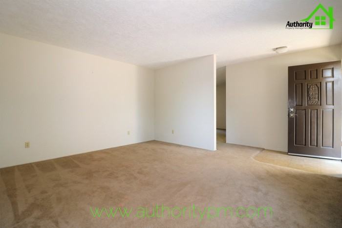 2753 Starlight Blvd - Photo 3 of 26