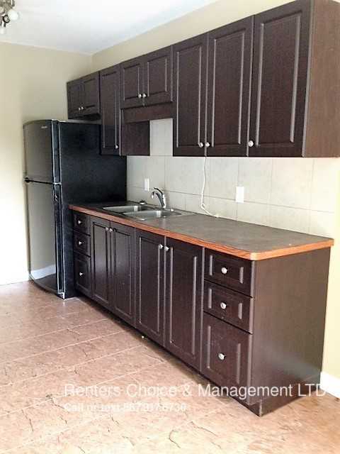 1901 23 St N #4 - Photo 2 of 16