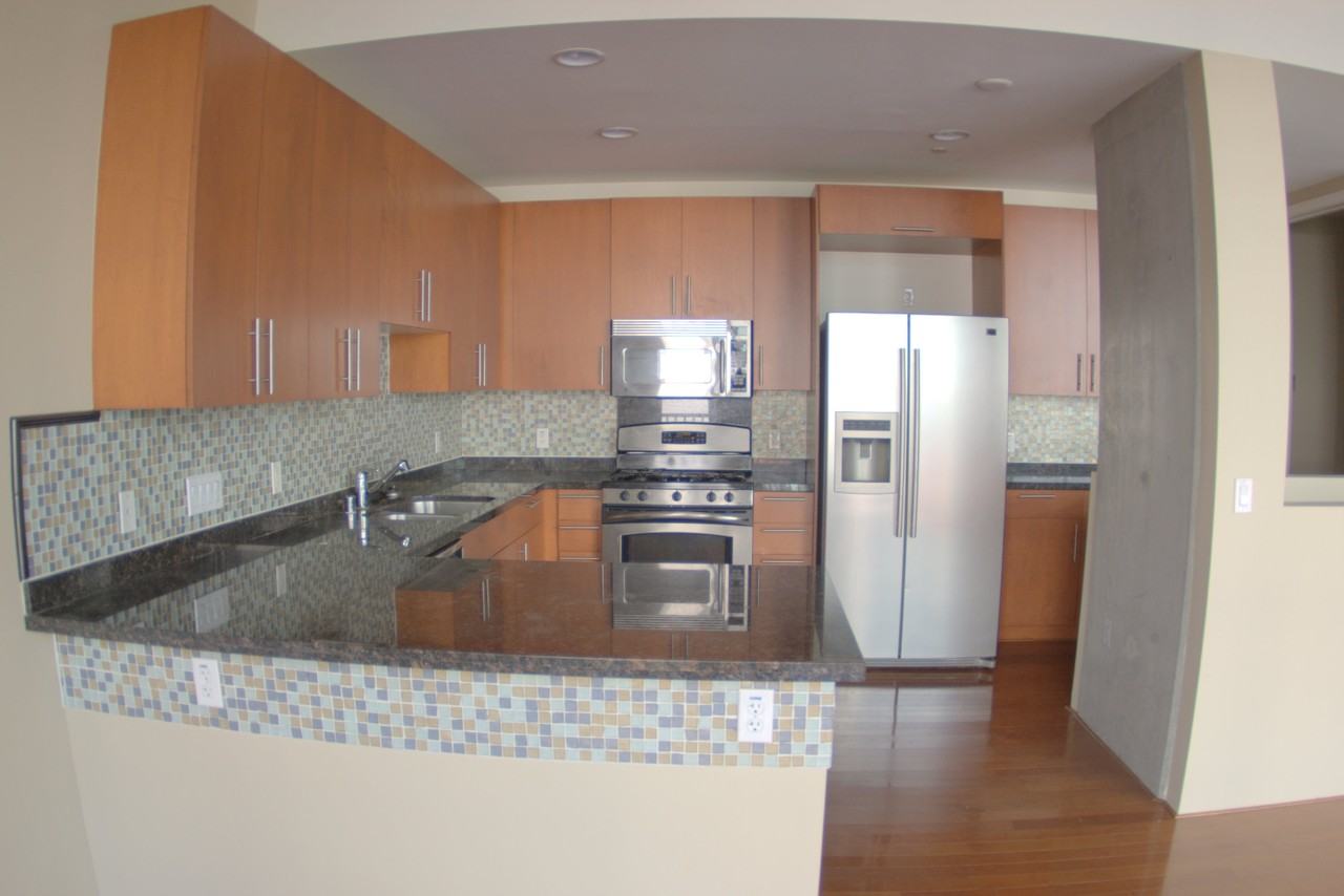 1025 Island Avenue #303