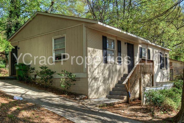 2317 Swallow Cir SE - Photo 2 of 12