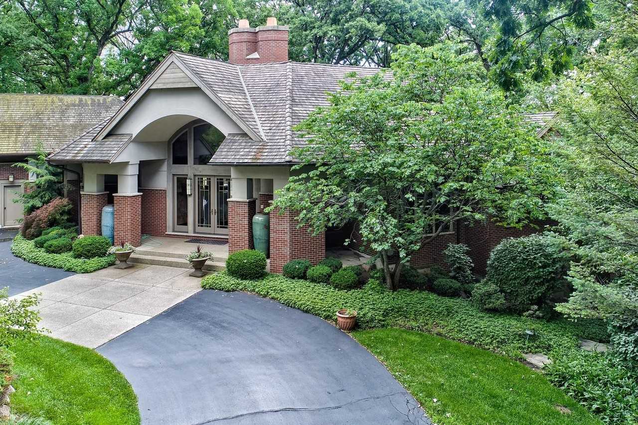 132 N Wynstone Dr - Photo 2 of 35