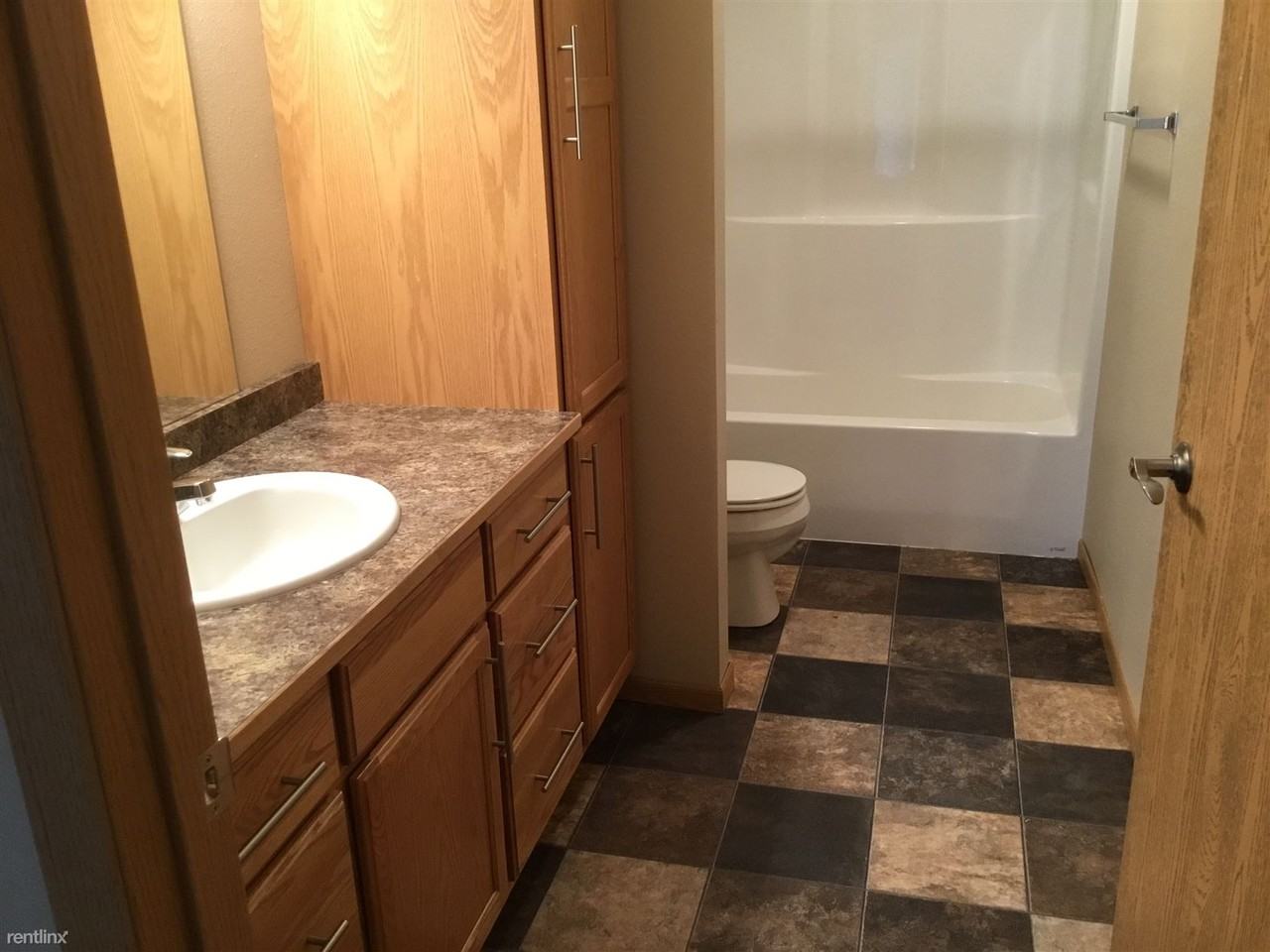 4302 Shoal Loop SE - Photo 3 of 17