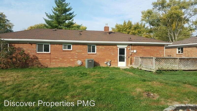 321 Hugo St - Photo 2 of 15