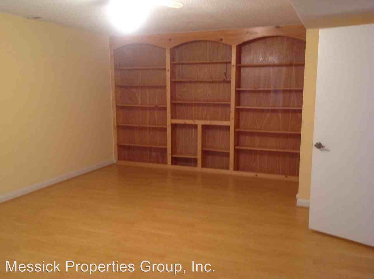 106 Lamplighter Cir - Photo 2 of 16