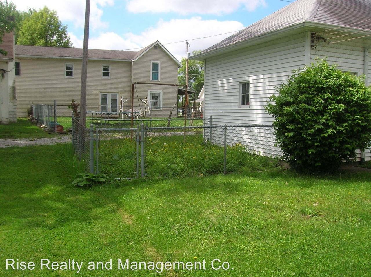 2671 Canal Dr - Photo 3 of 29