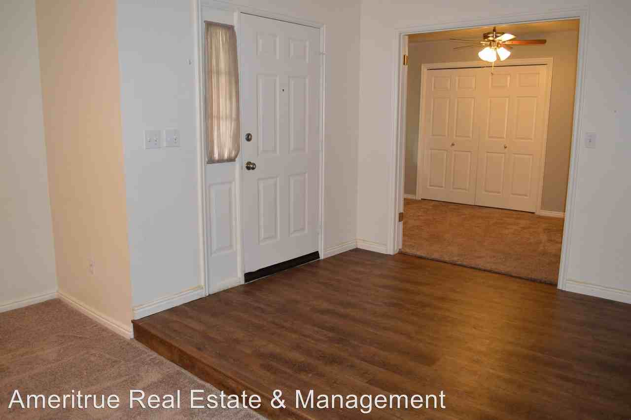 1037 S 290 W #F - Photo 2 of 11