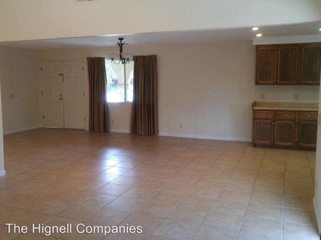 2441 Carnelian Way - Photo 2 of 21