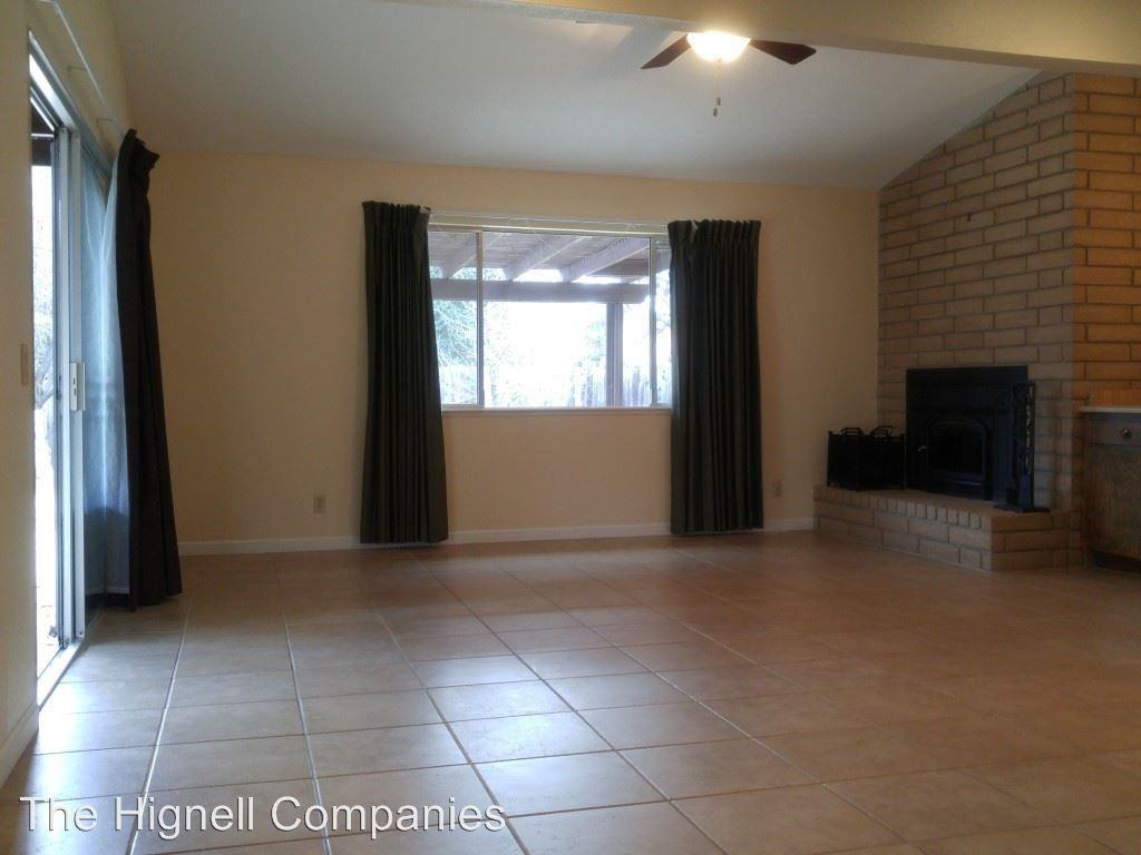 2441 Carnelian Way - Photo 3 of 21