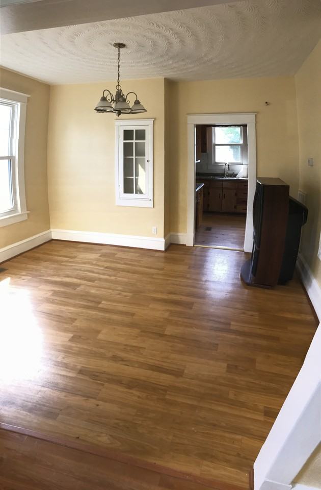 318 Blair Ave - Photo 3 of 15