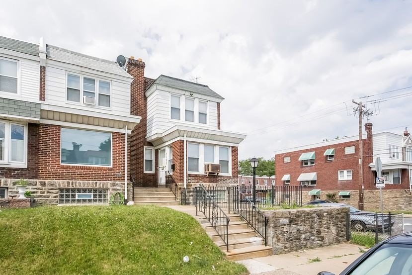 3100 Unruh Ave - Photo 3 of 16