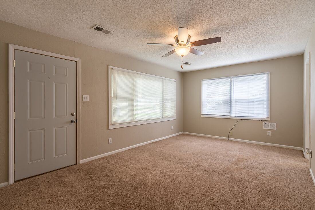 2903 W 69th St - Photo 2 of 8