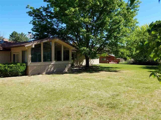 520 Tiara Dr - Photo 2 of 26