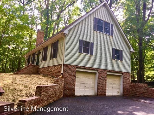 16517 Old Frederick Rd - Photo 2 of 9