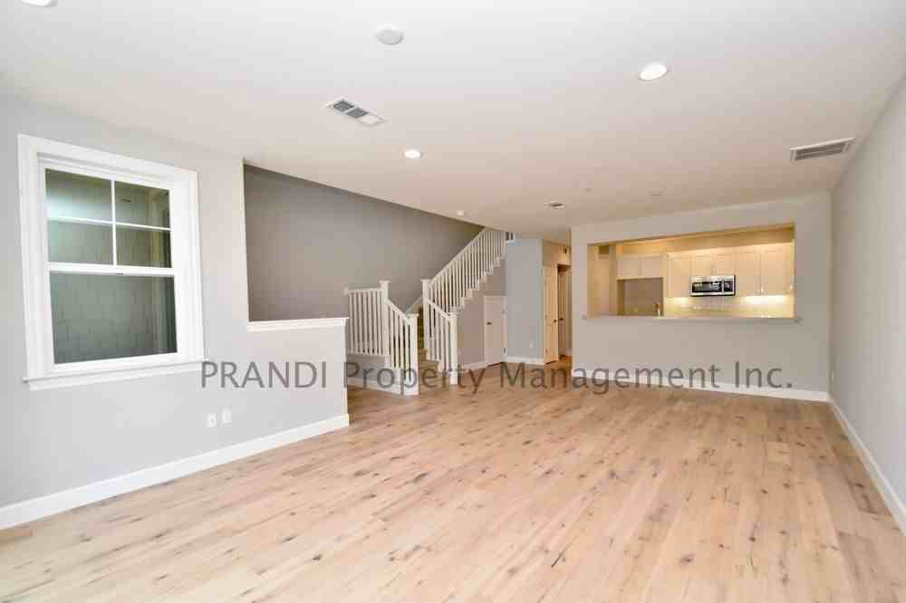 24 Bayharbor Way - Photo 3 of 20