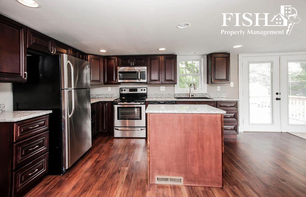 1216 Leiser Road - Photo 3 of 29