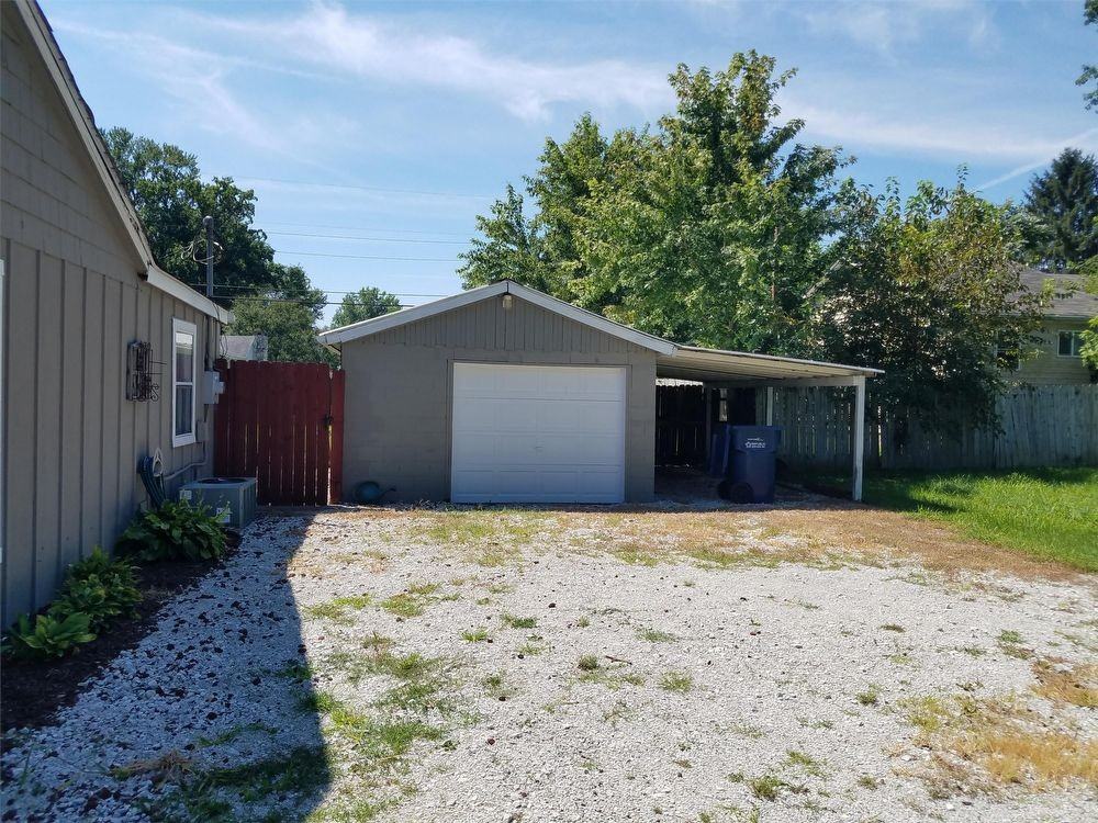 2935 Harrison Ave - Photo 2 of 10