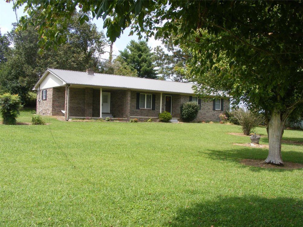 223 Co Rd 216 - Photo 2 of 15