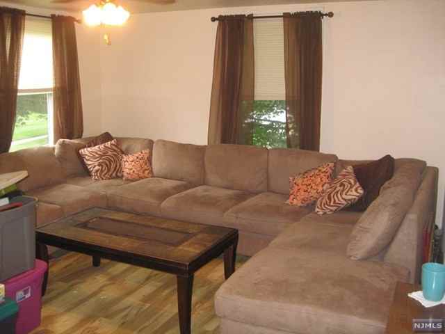20 Ridge Ave - Photo 2 of 8