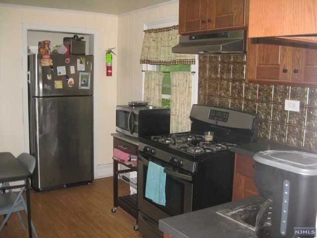20 Ridge Ave - Photo 3 of 8