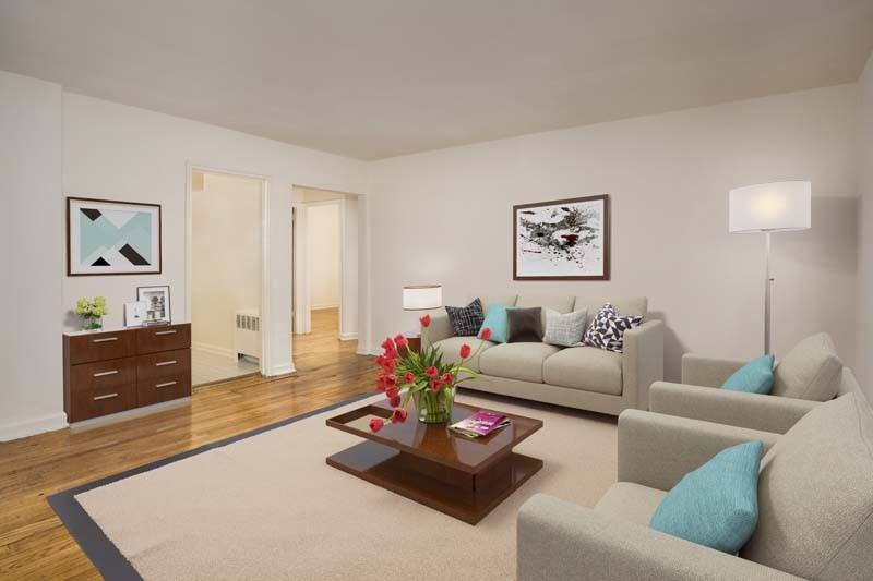 Bedford Station & Victoria Station - Photo 2 of 16