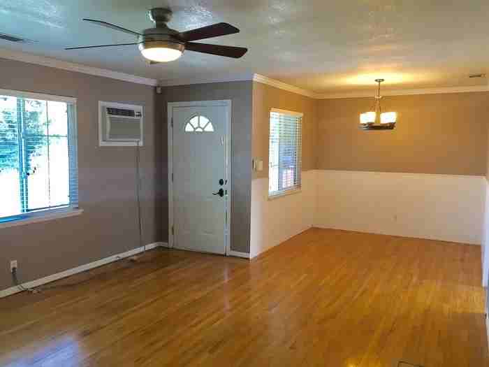 1301 Traynor Rd - Photo 3 of 11