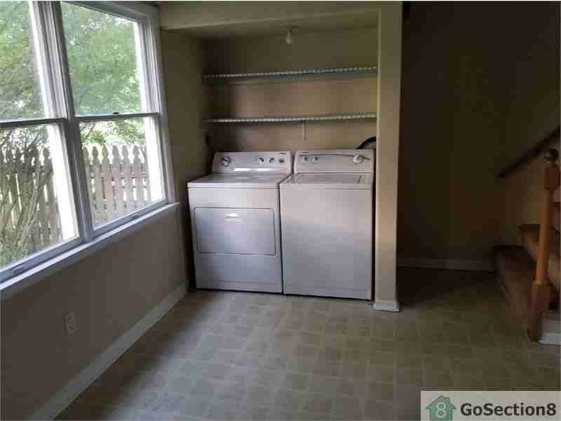 5B Pin Oak Dr - Photo 2 of 8