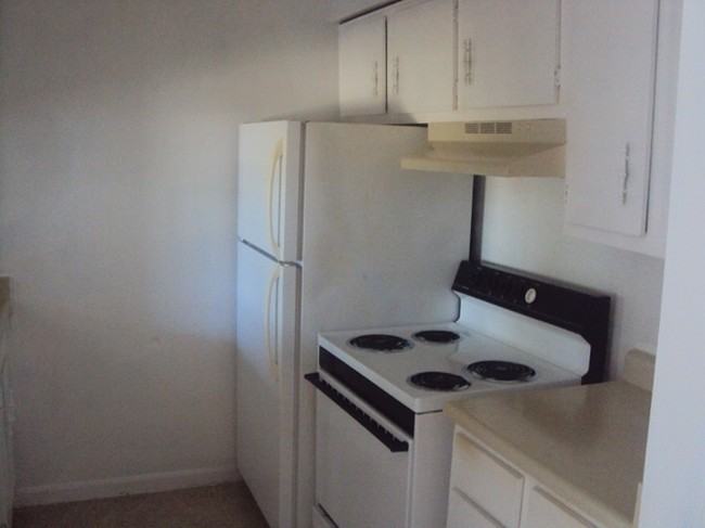 Sands Point Cove - Photo 2 of 11