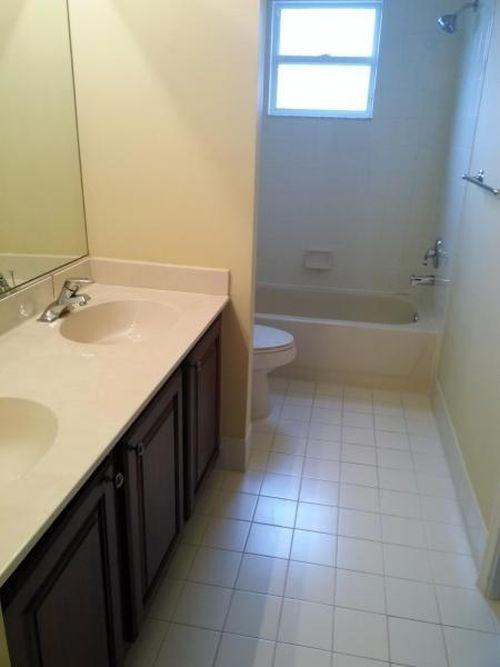 6985 Brook Hollow Rd - Photo 3 of 5