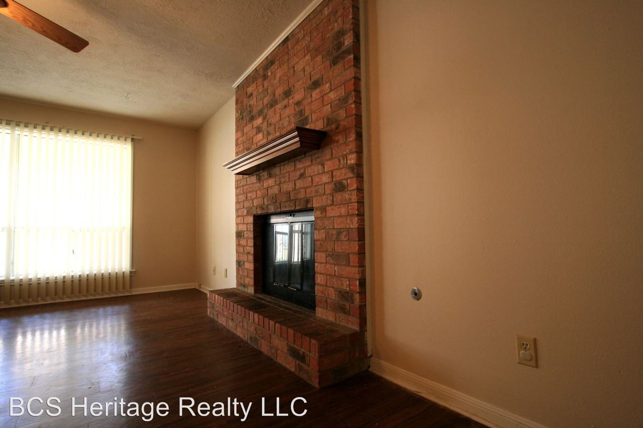 3015 Red Robin Loop - Photo 3 of 12