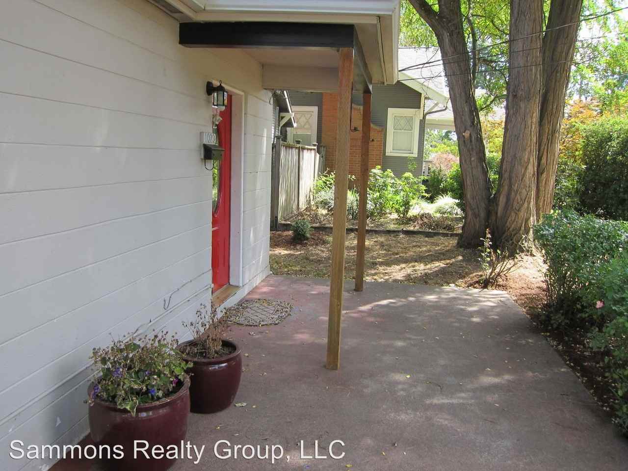 11023 NE Prescott St - Photo 2 of 12