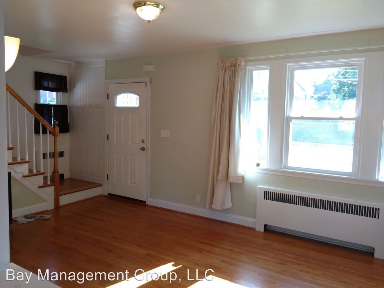 717 Devonshire Rd - Photo 2 of 26