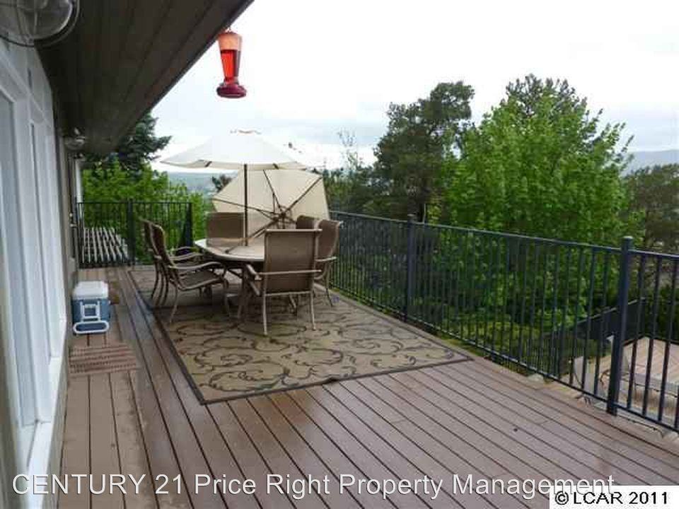 163 Hillcrest Rd - Photo 2 of 9